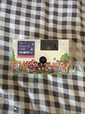 The American Family DISCOVERed Viewfinder - White with Multi-Color Illustration